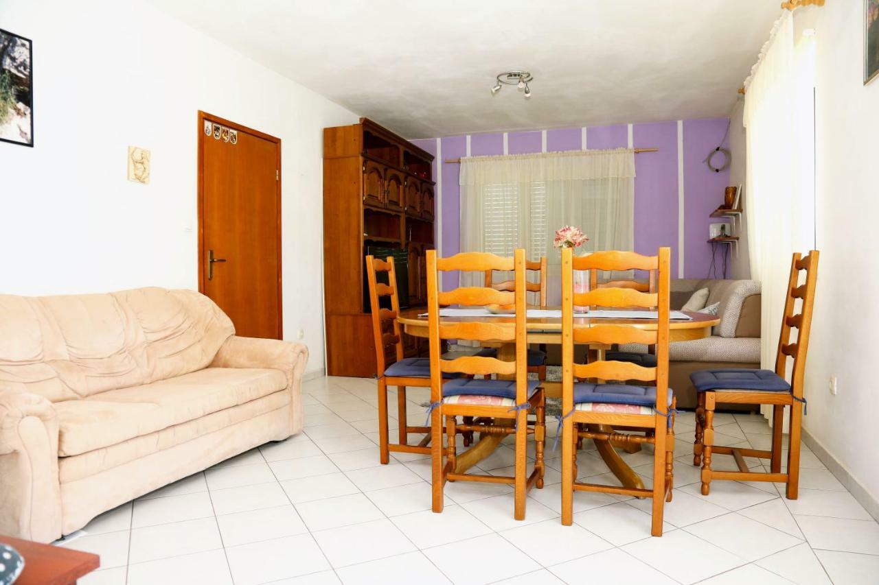 Apartments Tonia Br. 1 Завалатіца Екстер'єр фото